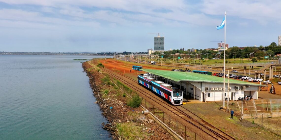 Este viernes volverá a funcionar el tren internacional que une Posadas con Encarnación 