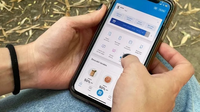 Billeteras virtuales: Mercado Pago ganó la pulseada y por ahora no habrá cambios para fondear