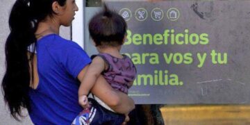 Desde enero aumenta el 100% la Asignación Universal por Hijo y el 50% la Tarjeta Alimentar