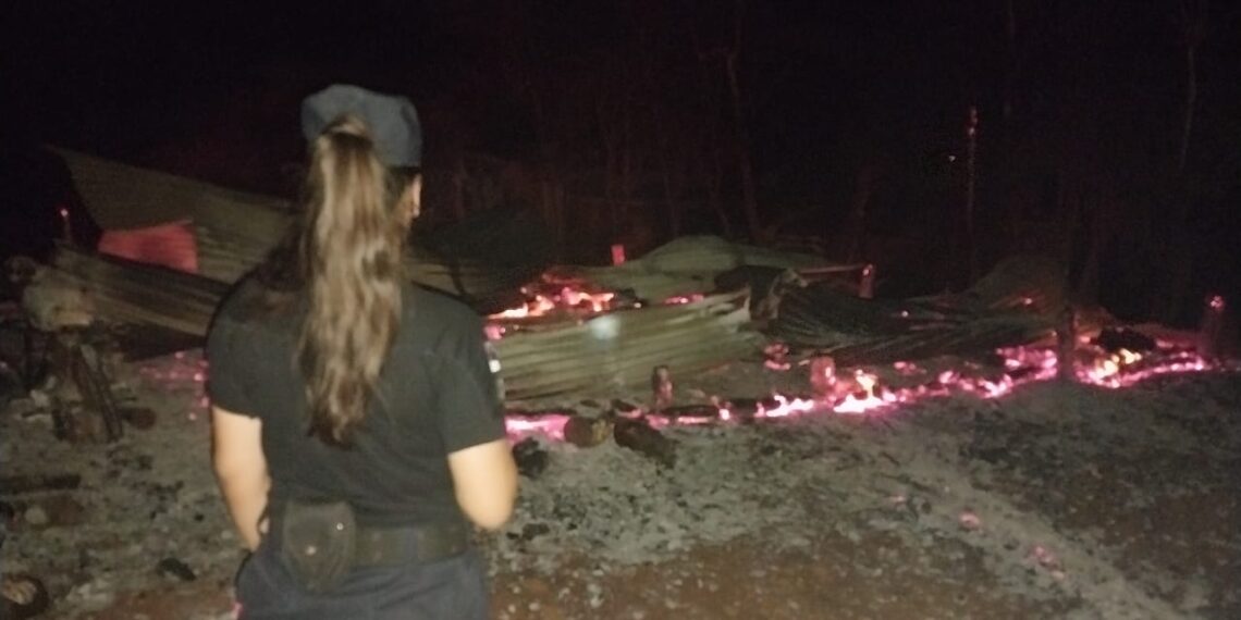 Falleció una mujer tras el incendio de su vivienda en El Soberbio