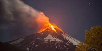 Alerta por Volcán Villarrica en Chile preocupa a Villa La Angostura
