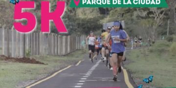 Desafío nocturno en el Parque la Ciudad de Posadas