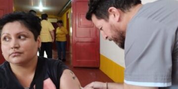 Misiones continúa la campaña de vacunación contra el dengue para el grupo etario entre 20 y 40 años