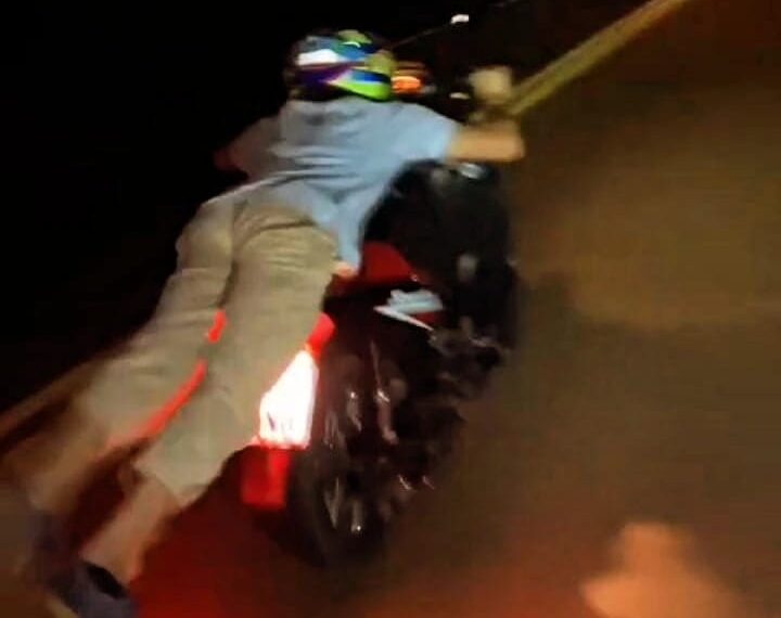 Motociclistas imprudentes fueron detenidos por la policía tras poner en riesgo su vida y la de terceros