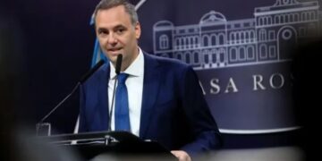 El Gobierno anunció que prohibirá el “lenguaje inclusivo” en toda la administración pública