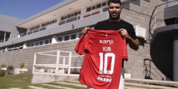 El Kun Agüero desmintió que entrenará con Independiente