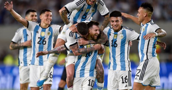 Argentina continúa liderando el ranking de la FIFA