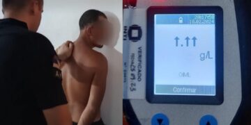 Manejaba tan alcoholizado que superó el límite del alcoholímetro y terminó detenido
