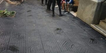 Alcoholizados ocasionaban disturbios en el microcentro y terminaron detenidos