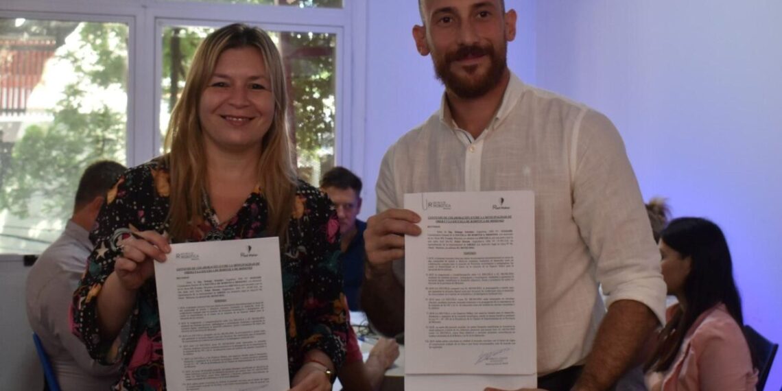 La Escuela de Robótica firmó convenios con varios municipios para extender espacios Maker