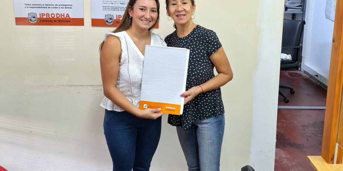 Continúan los trabajos de regularización dominial y las escrituraciones en la provincia