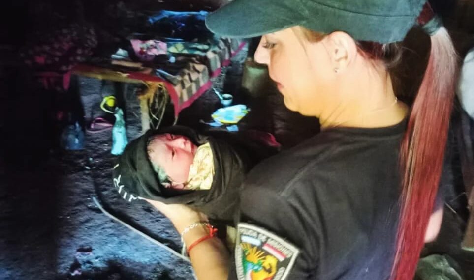 Policías asistieron como parteros en una comunidad Mbya Guaraní