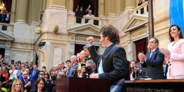 El Ejecutivo prepara una nueva versión de la Ley Ómnibus para plantear con los gobernadores: los cambios