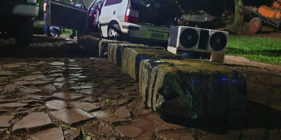Jardín América: detuvieron a un hombre que transportaba marihuana valuada en casi $2 millones