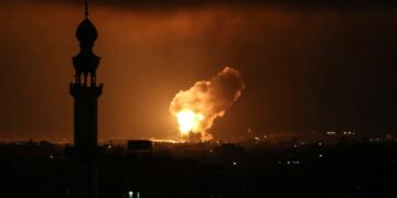 Escala la tensión en Medio Oriente: Israel atacó a Irán en respuesta al bombardeo del sábado