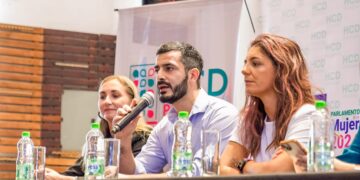 Parlamento de la Mujer: capacitaron en economía y redes sociales