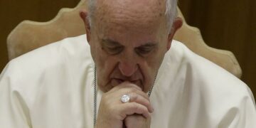 El Papa Francisco expresó su rechazo por el ataque iraní a Israel y pidió “no mas guerra”