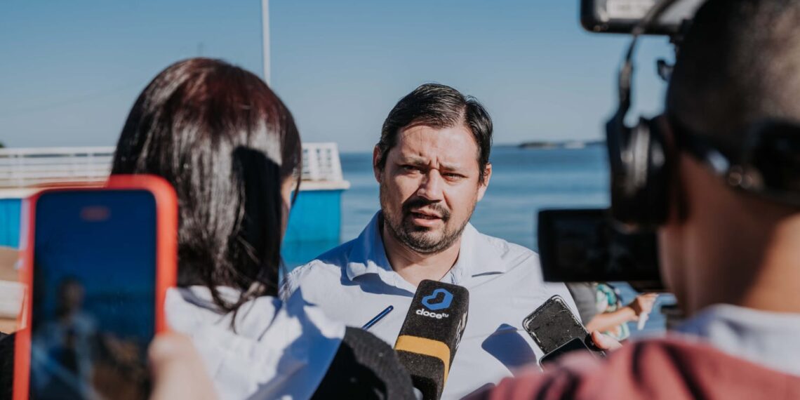 Posadas presentó el programa de fomento al turismo náutico