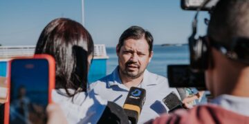 Posadas presentó el programa de fomento al turismo náutico
