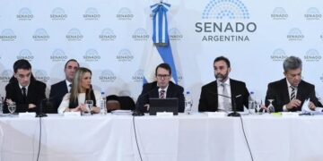Ley Bases: Gobierno negocia cambios en el régimen de inversiones y el Impuesto a las Ganancias