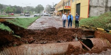 Continúa la asistencia a familias afectadas por las intensas lluvias