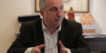 Passalacqua anunció la fecha de pago de sueldo y aguinaldo para estatales