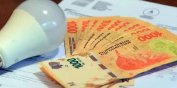 Aumentos de luz: el Gobierno iniciará en junio la quita de subsidios a los usuarios de ingresos bajos y medios