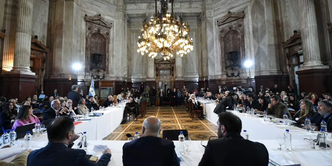 Ley Bases, en cuarto intermedio: el oficialismo se tomará el fin de semana para discutir cambios