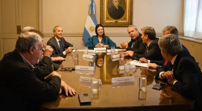 El Gobierno nacional se reunió con representantes de universidades y ofreció una suba del 270% del presupuesto