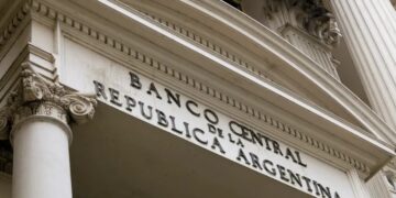 El Banco Central volvió a bajar las tasas de interés: qué pasará con los plazos fijos