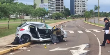 El próximo miércoles indagarán al adolescente que conducía el auto que derrapó en la Costanera de Posadas
