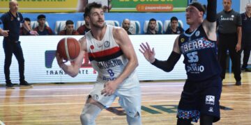 Liga Nacional de Básquetbol: OTC no pudo con San Lorenzo y perdió en casa 86 a 80