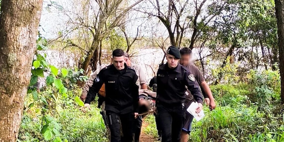 Rescataron del Río Uruguay a un hombre que convulsionó mientras nadaba