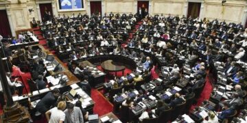 Diputados: el Gobierno confía en aprobar con comodidad la Ley Bases y espera un final ajustado con Ganancias