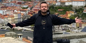 Encontraron muerto a un actor chileno después de una cita con mujeres que contactó por Tinder