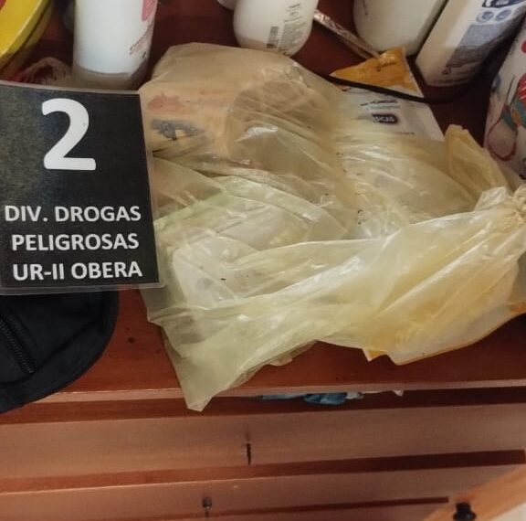 Allanamiento en Oberá: detuvieron a un presunto implicado en robos de vehículos y narcomenudeo