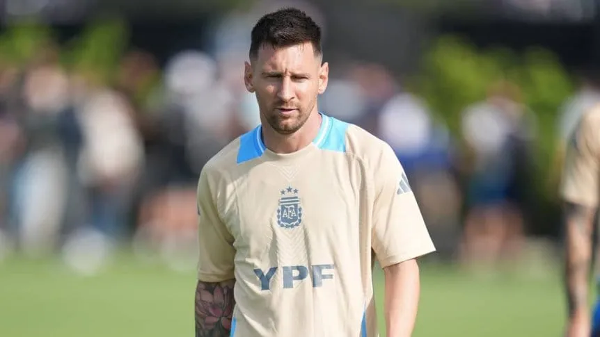 Con la mirada en Messi, la Selección Argentina tiene su última práctica antes de Perú