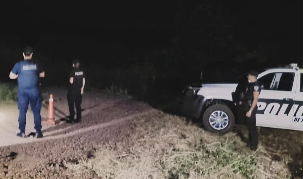 Circulaban en motocicleta casi al límite del alcoholímetro y fueron detenidos