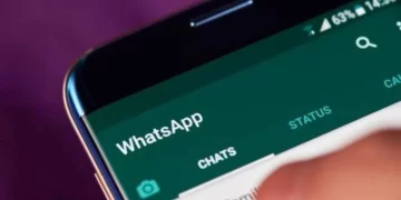 Córdoba: una chica de 13 años administraba un grupo de WhatsApp que compartía pornografía