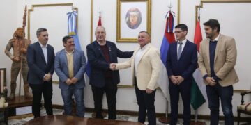 Passalacqua a una comitiva paraguaya para fortalecer lazos de cooperación transfronteriza