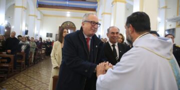 Passalacqua participó en el Solemne Tedeum del día de la Independencia en la Catedral de Posadas