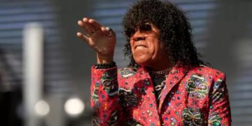 “La Mona” Jiménez entró al ranking Forbes por su fortuna: éstos son los artistas musicales más ricos de Argentina