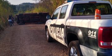 Salto encantado: murió tras volcar y despistar con su camioneta
