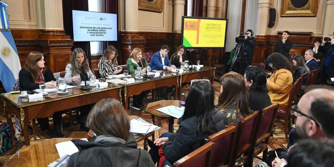 El Senado intentará dictaminar este jueves el proyecto que impone penas de hasta 10 años por entregar niños