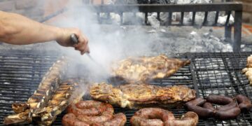 El consumo de carne llegó a su nivel más bajo en 110 años en Argentina