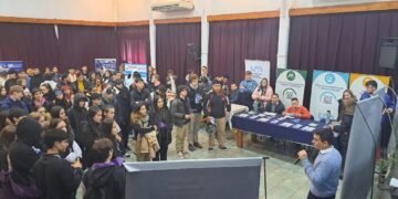 Ponen en marcha estrategias para conectar estudiantes secundarios con el nivel superior