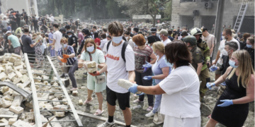 Guerra en Ucrania: Rusia lanzó un ataque contra un hospital pediátrico en Kiev