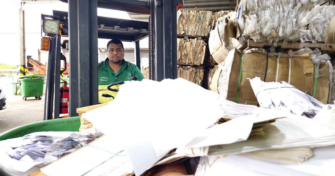 Reciclaron más de una tonelada de papeles del Poder Judicial