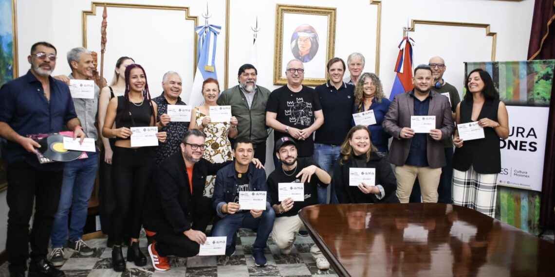 Passalacqua presentó iniciativa que permitirá a músicos misioneros monetizar sus canciones en plataformas digitales de forma gratuita