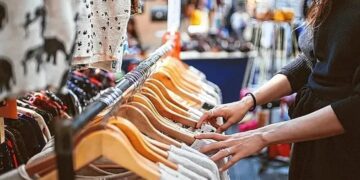 Las ventas minoristas pyme cayeron 15,7% anual en julio